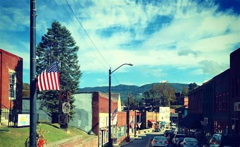 WHITESBURG, Ky. — In July 2021, Tiffany Craft was unanimously selected as mayor by the Whitesburg City Council. The 35-year-old’s husband, James Wiley Craft, had died in June 2021 after .... 
