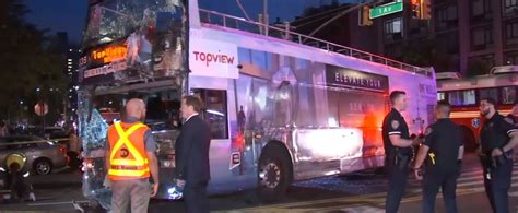 Crash between GO bus, SUV in North York leaves man in critical condition