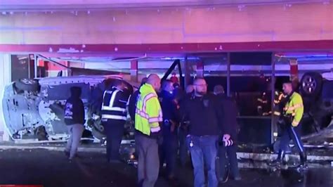 Crash sends 2 cars into closed Saugus restaurant