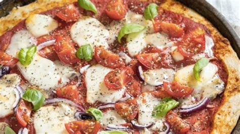 Craving Pizza? Try This Instant Papad Pizza Recipe - NDTV Food