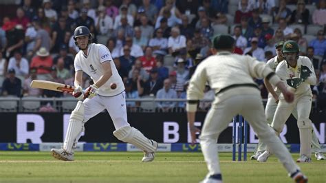 Crawley blasts 189 as England leads Australia by 67 runs in 4th Ashes test with 6 wickets left