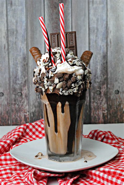 Crazy milkshakes. The Crazy InsanE-Ooooo Shake comes in a beer mug and loaded with every topping available. The Fish Bowl shake is made with half a gallon of ice cream. Bring an army of friends. $14.95 for Crazy ... 