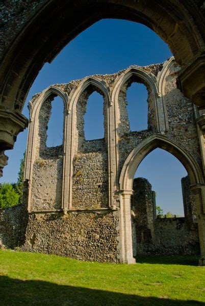 Creake Abbey, Norfolk Travel Guide - britainexpress.com