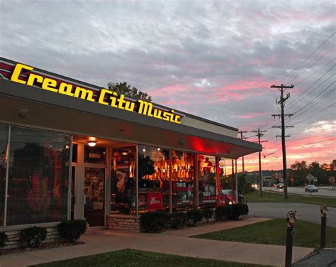 Cream city music wisconsin. Brian at Cream City was extremely helpful, honest, professional and communicative -- and the guitar arrived in perfect condition two days ahead of schedule. ... Cream City Music 12505 W. Bluemound Rd Brookfield, WI 53005 United States Of America Tue-Fri: 11A-7P CST Sat & Sun: 10A-5P CST Mon: Closed. SHOP. Vintage & Used Gear; Electric … 