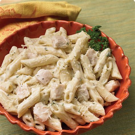 Cream of mushroom soup pasta. 2 cups chicken broth. 1 ½ cups heavy cream. 8 ounces short pasta noodles. Bring to a boil, then reduce to a simmer. Cover and cook for 15 to 18 minutes or until noodles are tender. Stir occasionally. There should be some “sauce” leftover in the pan to coat the cooked noodles. Remove the lid, add the broccoli, and stir. 