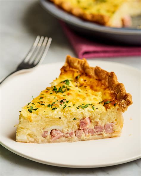Creamy Ham and Cheese Quiche