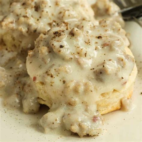 Creamy Sausage Gravy for Biscuits, Fried …