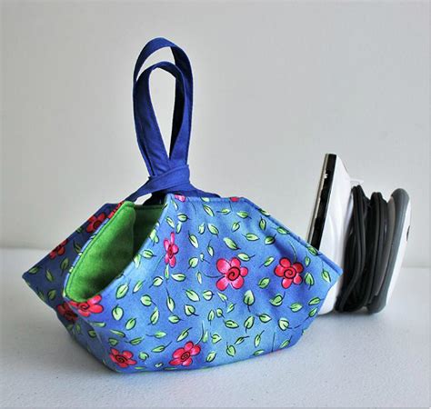 Create a Caddy for Your Favorite Mini Iron Quilting Digest