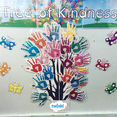 Create a Tree of Kindness in your classroom with our display pack