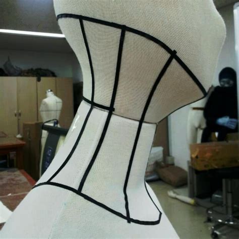 Creating a neck corset 01 Pattern making, Drapes, Pattern