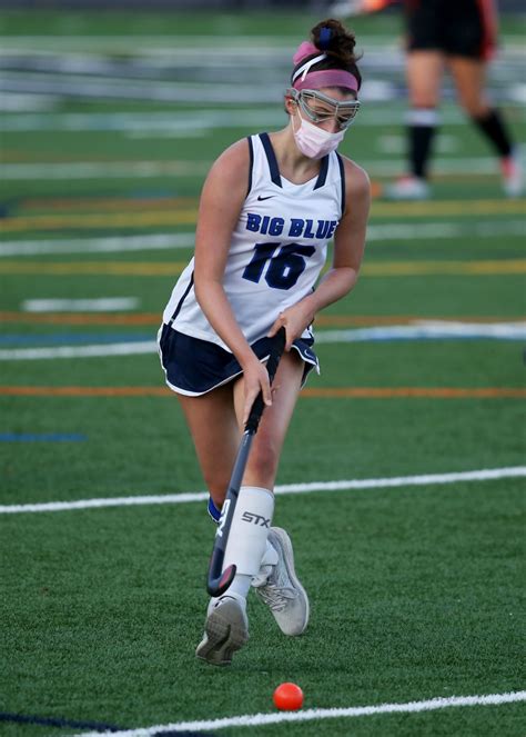 Creative Danvers carves out 2-1 field hockey win over Swampscott