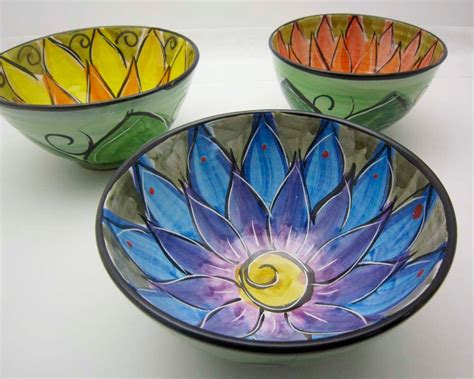 Discover our beautiful glass painting insp