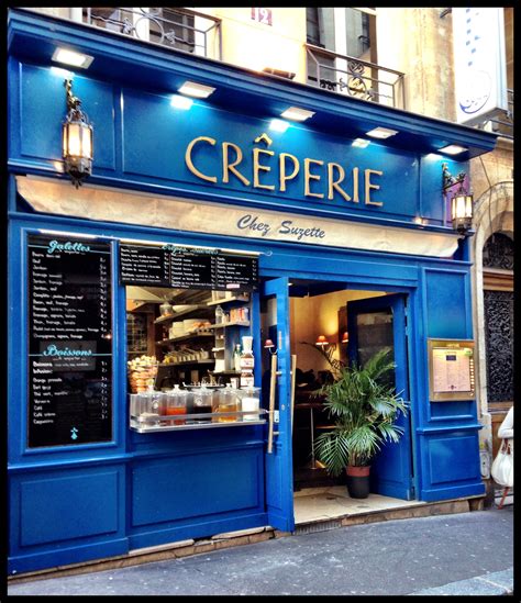 Creperie cafe. A small menu, mostly seems like a coffee./drink spot with some crepes (of course), and other cafe like items. Not a place to really have an epic meal if you're super hungry. The Complete crepe- came with a side salad, but nothing special to it. In fact, it looked kind of sad -- two crepes atop a salad. Overall it was enjoyable. 