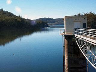 Cressbrook dam closed.  TRC Environment and Community Committee Portfolio Leader Cr ...