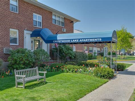Crestwood lake apartments. Things To Know About Crestwood lake apartments. 