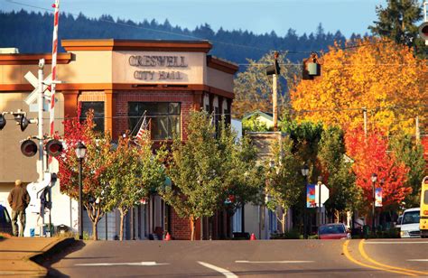 Creswell oregon. Municipal Court is held on the 2nd Wednesday of each month. Court is held in the McCluskey Chambers at City Hall, 13 South 1st Street, Creswell Oregon, beginning at 7:00 p.m. If you have a question regarding a citation you received, you may call (541) 895-2531, extension 307. You may also visit a court clerk at City Hall, 13 South 1st Street ... 