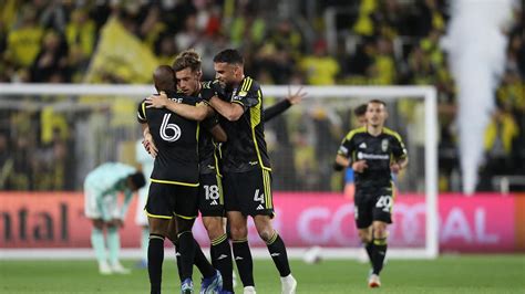 Crew advance to Eastern Conference semifinals with 4-2 victory over Atlanta United