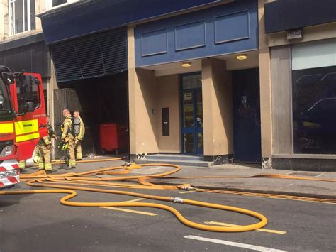 Crews battle fire at building in Reading