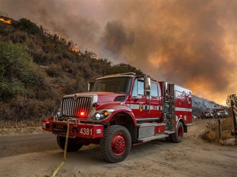 Crews battle wildfire in Riverside County