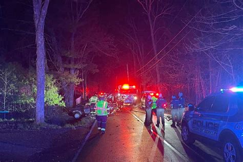 Crews free trapped passenger from Lakeville crash that left 4 hospitalized