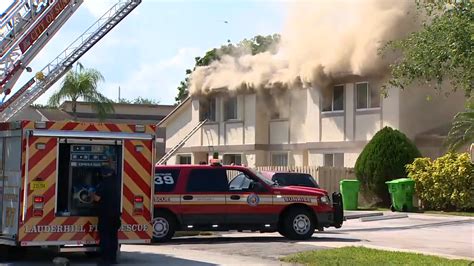Crews put out fire at townhouse complex in Sunrise affecting 4 homes