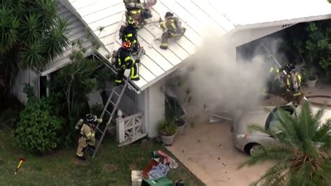 Crews put out house fire in North Lauderdale