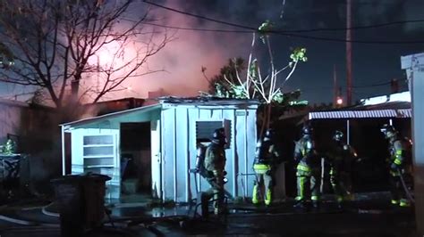 Crews put out mobile home fire in NW Miami-Dade; no reported injuries