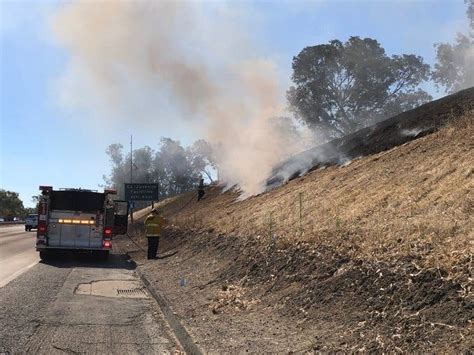 Crews respond to brush fire near Highway 4 in Martinez area
