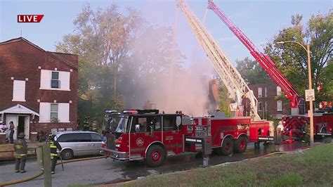 Crews respond to vacant building fire in St. Louis City