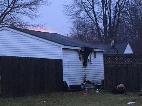 Crews responding to garage fire in south St. Louis