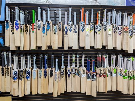 Cricket bat shop.  Fast shipping.  Features clean, premium aesthetics w...