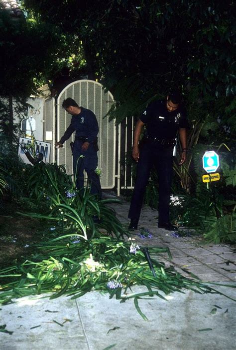 Crime Scene Photos Nicole Brown Simpson ( m. 1985; div. 1992)Children2Nicole Brown Simpson (May 19, 1959 - June 12, 1994) was a model and the ex-wife of former professional player and actor, to whom she was married from 1985 to 1992, and the mother of their two children, Sydney and Justin.She was murdered at her home in, on June 12, 1994 ...