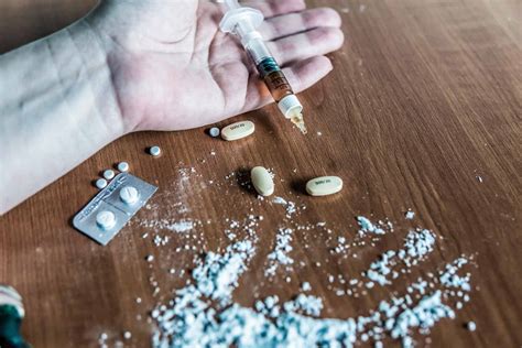 Crisis de opioides en EEUU: el gobierno  sancionará a los traficantes de fentanilo