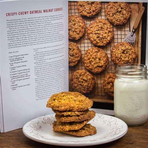 Crispy Chewy Oatmeal Walnut Cookies - That Susan …