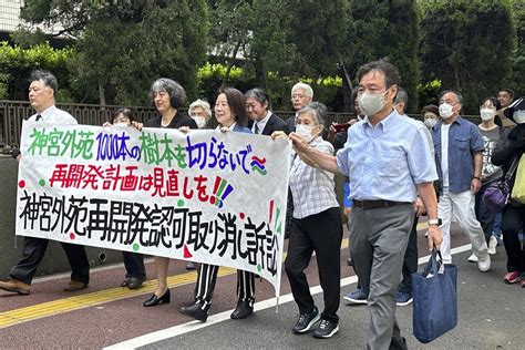 Critics of Tokyo redevelopment plan accuse city government of ignoring residents’ wishes