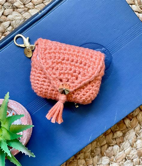 Crochet Earbud Case