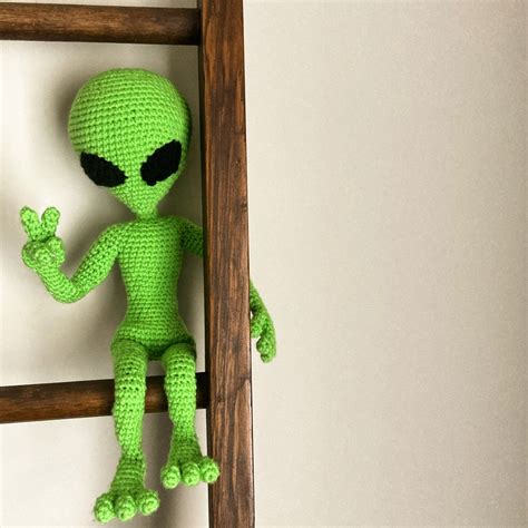 Crochet Pattern Grey Alien Amigurumi PDF Pattern Unique - Etsy