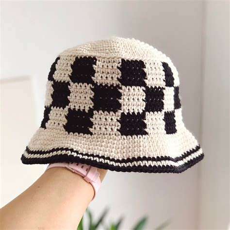 Crochet bucket hat. 