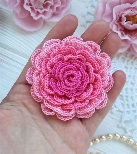 Crochet flower pattern. Amaryllis Snowflake. This pretty flower measures 5 inches across the points. 1 2 3 … 5. Free crochet flower applique patterns. These crochet flowers are great for embellishing hats, bags, blankets, gifts and anything else you have in mind. 