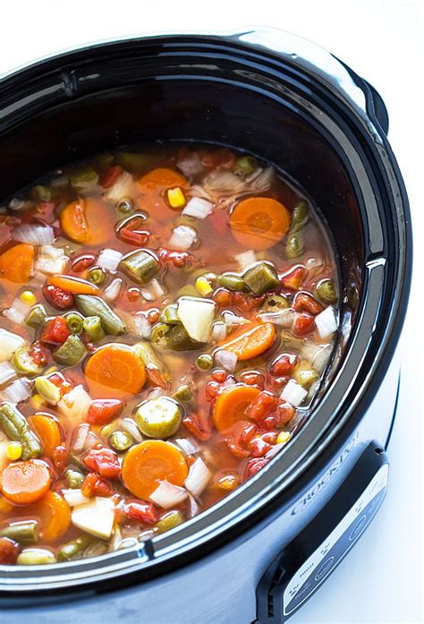 Crock Pot Vegetarian Bean Soup - Easy Crock Pot Recipe