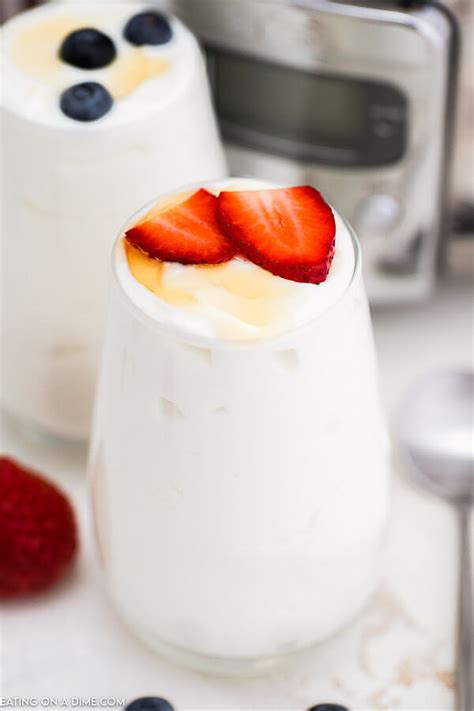 Crockpot yogurt - easy homemade slow cooker yogurt recipe