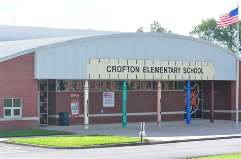 Crofton Elementary / Crofton Elementary School