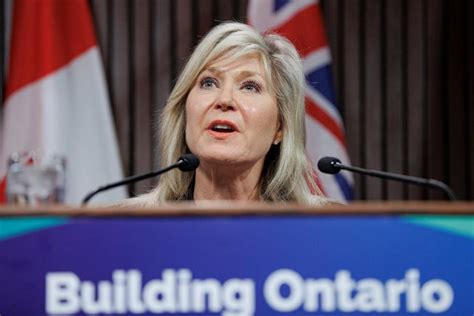 Crombie uses strong mayor powers to override decision on building of fourplexes in Mississauga