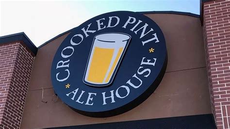 Crooked ale pint. Chaska Crooked Pint Ale House. Crooked Pint craft beer bar offers a complete menu for lunch and dinner. Also, don’t miss our weekend brunch or kid’s meals! We feature the best Lucys around and you will be back again and again for our Pub Pot Pies, Jumbo Tator Tots, and our Pub Tacos. At Crooked Pint we are known for beer, featuring many ... 
