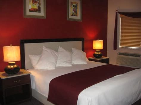 Crossbay hotel. Hotel Crosby 232 Main St N Stillwater, MN 55082. Phone: (651) 967-7100. info@hotelcrosby.com. Created by: Torrch ... 