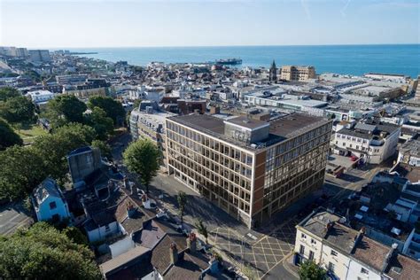 Crown House, Brighton - 0 Reviews by Students