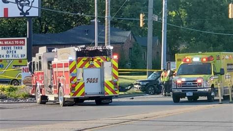 Crown Point man dies in Merrillville crash, coroner says