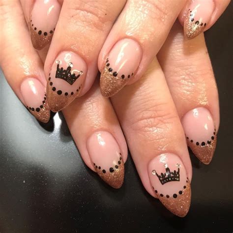 Crown nails. Things To Know About Crown nails. 