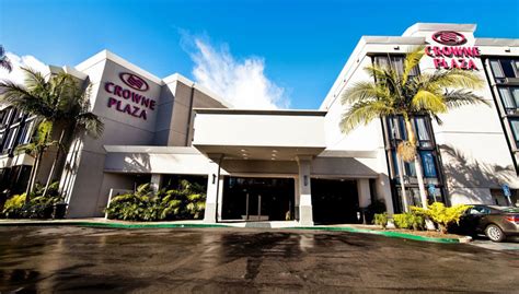 Crowne plaza costa mesa orange county. Now $135 (Was $̶1̶7̶6̶) on Tripadvisor: Crowne Plaza Costa Mesa Orange County, an IHG Hotel, Costa Mesa. See 806 traveler reviews, 221 candid photos, and great deals for Crowne Plaza Costa Mesa Orange County, an IHG Hotel, ranked #4 of 26 hotels in Costa Mesa and rated 4.5 of 5 at Tripadvisor. 