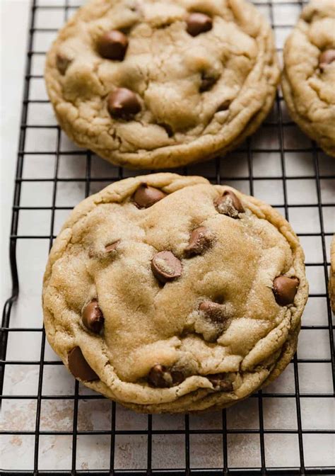 Crumbl cookie recipe. Eggs: Room temperature is best. All-Purpose Flour: Adds structure to a cookie recipe. Vanilla Extract: My favorite is Mexican vanilla. Baking Soda and Baking Powder: You need both to help the cookies … 